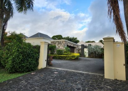 House / Villa - 4 Bedrooms - 450 m²