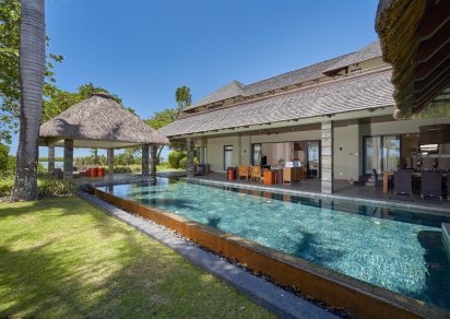 House / Villa - 4 Bedrooms - 630 m²