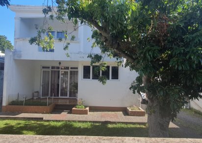 House / Villa - 5 Bedrooms - 158 m²