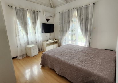 House / Villa - 5 Bedrooms - 167 m²