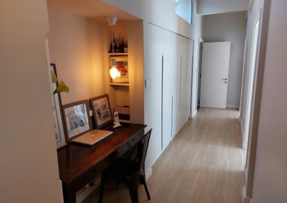 House / Villa - 5 Bedrooms - 275 m²