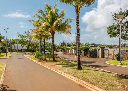 House / Villa - 5 Bedrooms - 350 m²