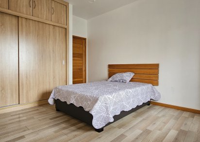 House / Villa - 5 Bedrooms - 360 m²
