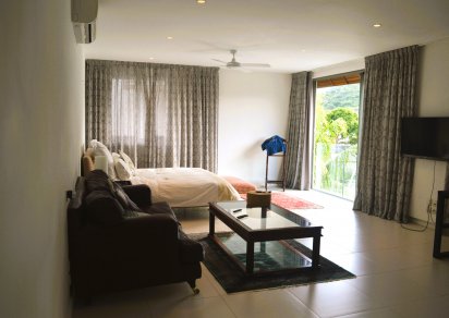 House / Villa - 5 Bedrooms - 360 m²