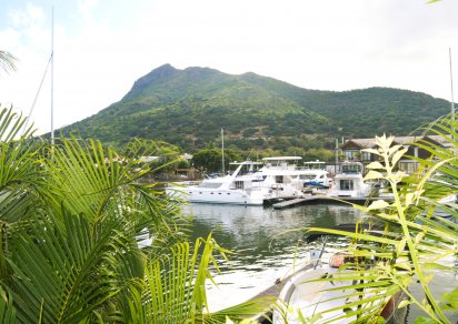 House / Villa - 5 Bedrooms - 360 m²