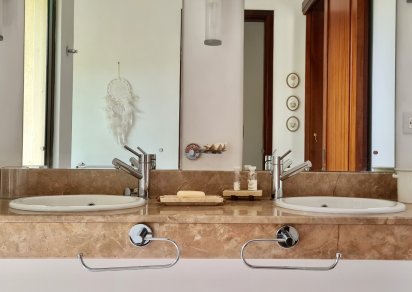 House / Villa - 5 Bedrooms - 420 m²