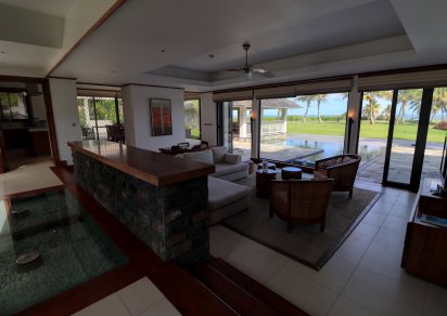 House / Villa - 5 Bedrooms - 450 m²