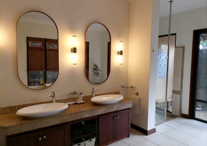 House / Villa - 5 Bedrooms - 541 m²