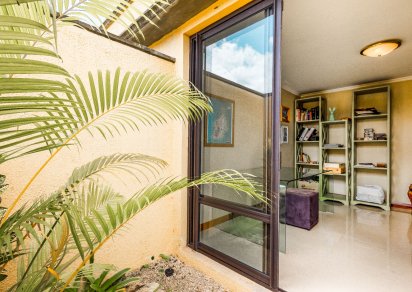 House / Villa - 5 Bedrooms - 594 m²