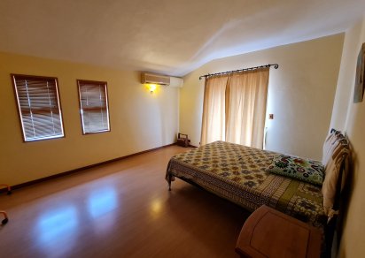 House / Villa - 5 Bedrooms - 600 m²