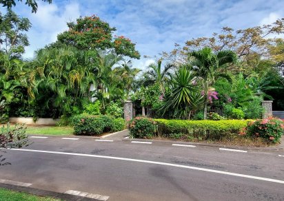 House / Villa - 5 Bedrooms - 600 m²