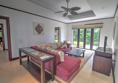 House / Villa - 5 Bedrooms - 610 m²