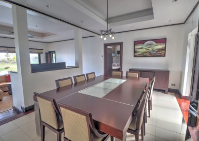 House / Villa - 5 Bedrooms - 610 m²