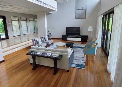 House / Villa - 5 Bedrooms - 630 m²