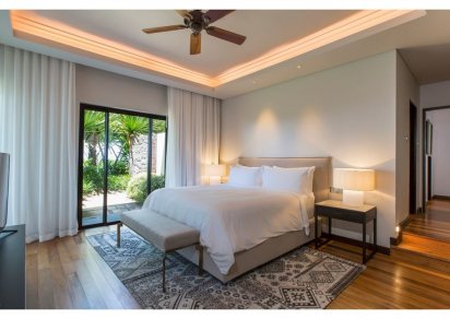 House / Villa - 5 Bedrooms - 630 m²