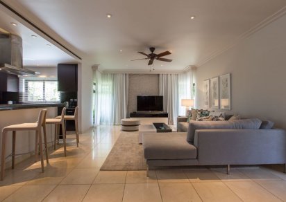 House / Villa - 5 Bedrooms - 630 m²