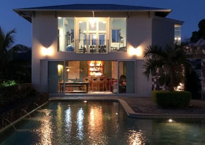 House / Villa - 5 Bedrooms - 670 m²