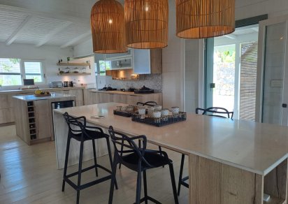 House / Villa - 5 Bedrooms - 770 m²