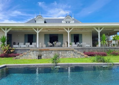 House / Villa - 5 Bedrooms - 770 m²