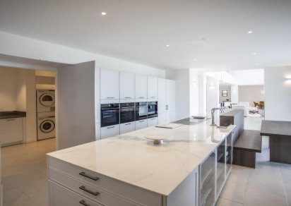 House / Villa - 5 Bedrooms - 800 m²