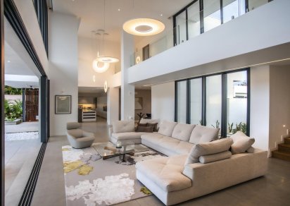House / Villa - 5 Bedrooms - 800 m²