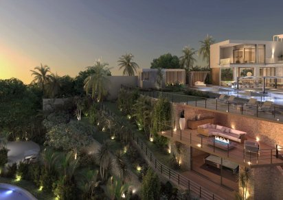 House / Villa - 5 Bedrooms - 896 m²