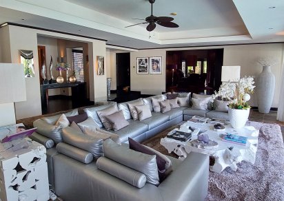 House / Villa - 5 Bedrooms - N.S m²