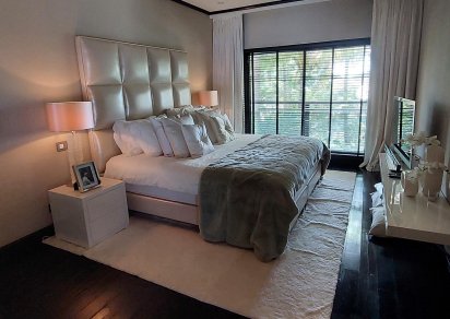 House / Villa - 5 Bedrooms - N.S m²