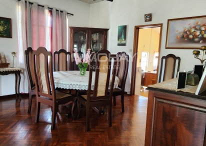 House / Villa - 6 Bedrooms - 316 m²