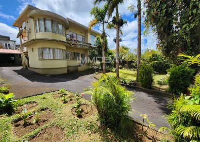 House / Villa - 6 Bedrooms - 316 m²