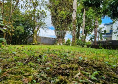 House / Villa - 6 Bedrooms - 316 m²