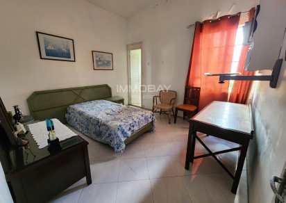 House / Villa - 6 Bedrooms - 316 m²
