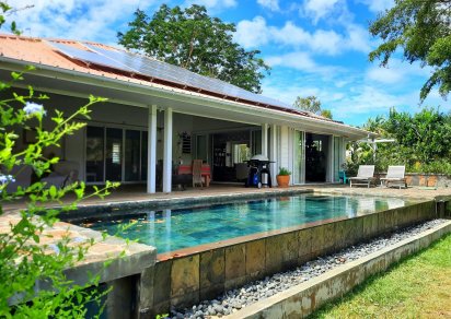 House / Villa - 6 Bedrooms - 338 m²
