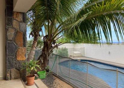 House / Villa - 6 Bedrooms - 360 m²