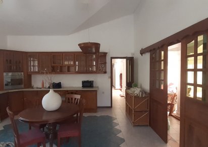 House / Villa - 6 Bedrooms - 540 m²