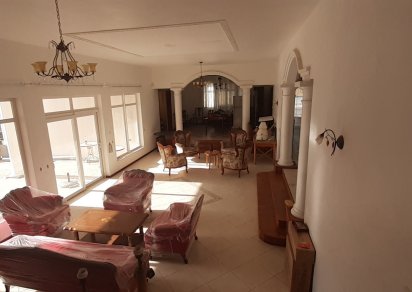 House / Villa - 6 Bedrooms - 540 m²