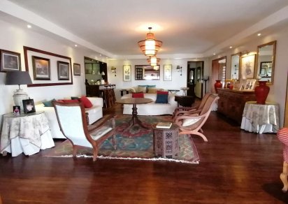 House / Villa - 7 Bedrooms - 600 m²