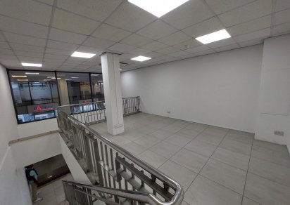 Local Commercial - 178 m²