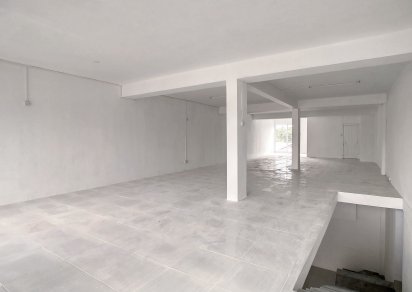 Local Commercial - 206 m²