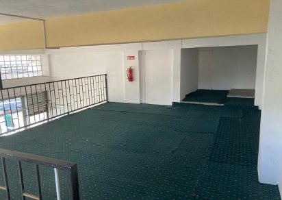 Local Commercial - 84 m²