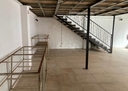 Local Commercial - 84 m²