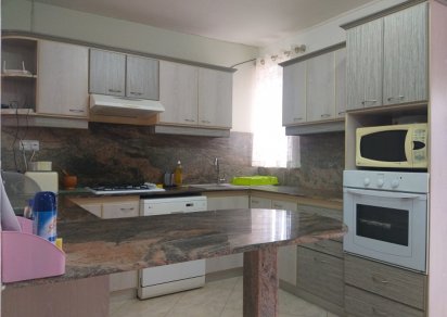 Maison/Villa - 3 chambres - 1200 p²