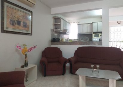 Maison/Villa - 3 chambres - 1200 p²