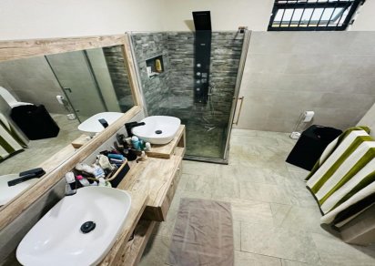 Maison/Villa - 3 chambres - 150 m²