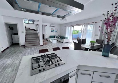 Maison/Villa - 3 chambres - 156 m²