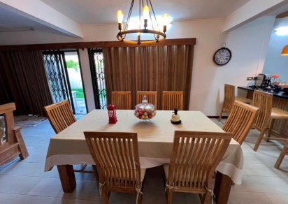 Maison/Villa - 3 chambres - 160 m²