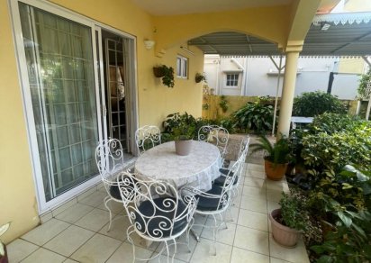 Maison/Villa - 3 chambres - 185 m²