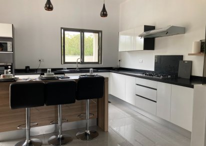 Maison/Villa - 3 chambres - 192 m²