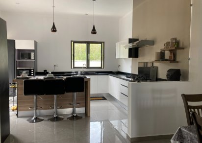 Maison/Villa - 3 chambres - 192 m²