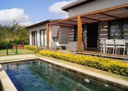Maison/Villa - 3 chambres - 200 m²